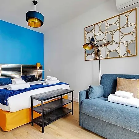 Comfortable In The Heart Of Paris